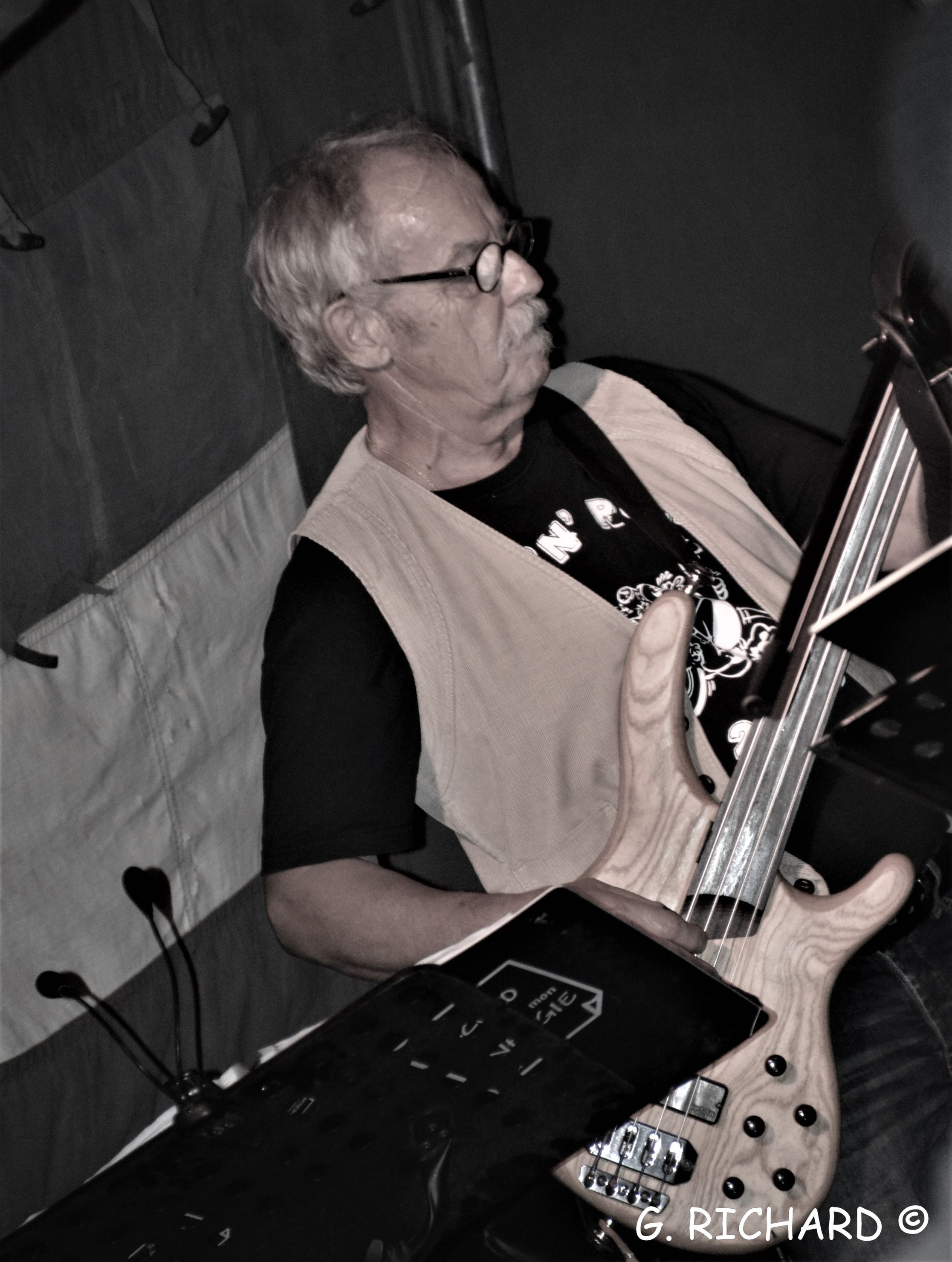 Koman Live